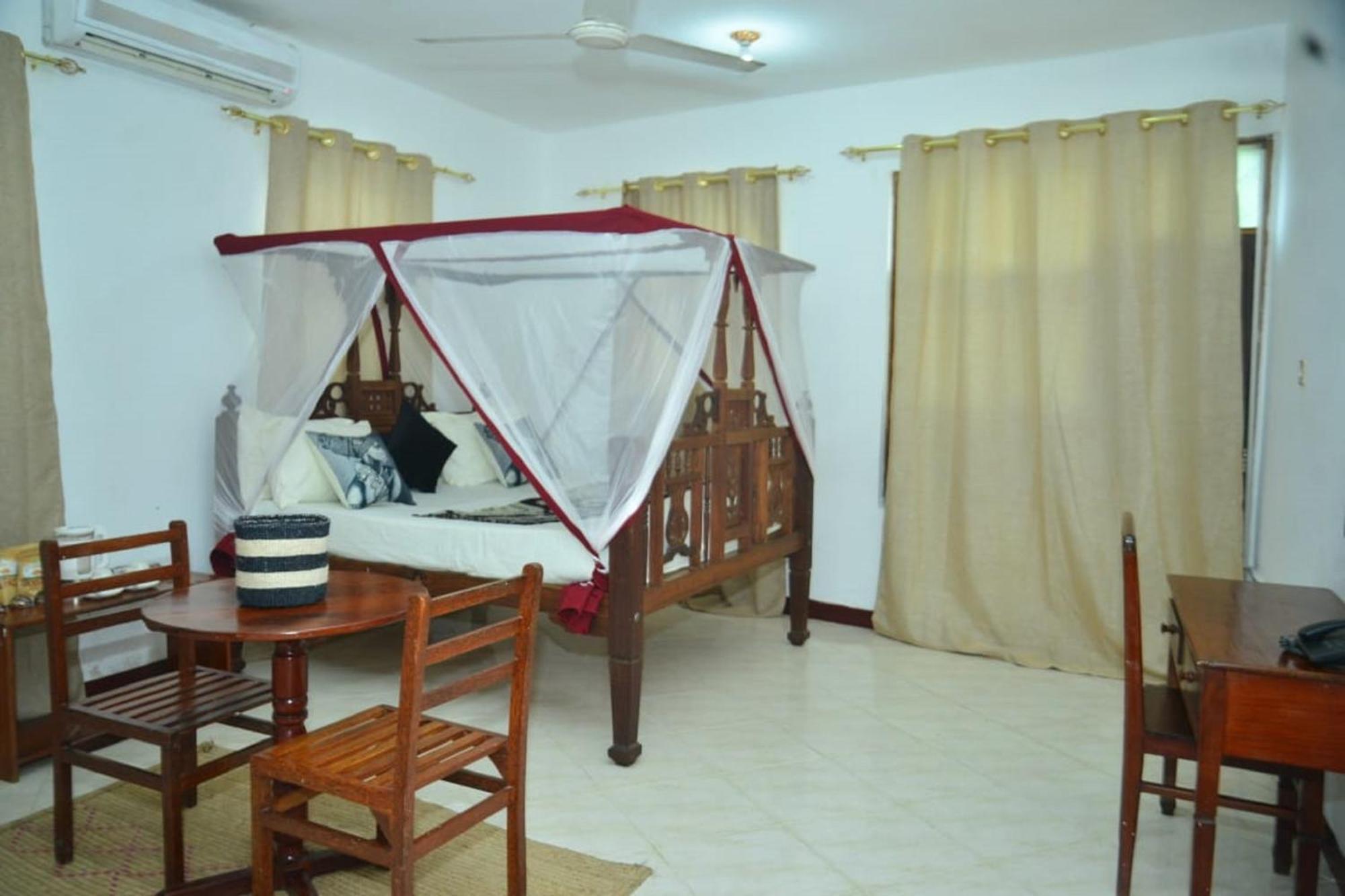 La Neisha Hotel Zanzibar Exterior photo